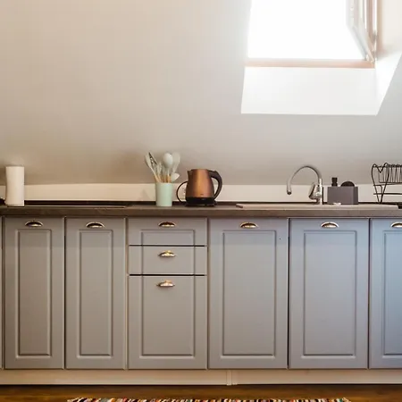 Evu Long Street * Braşov