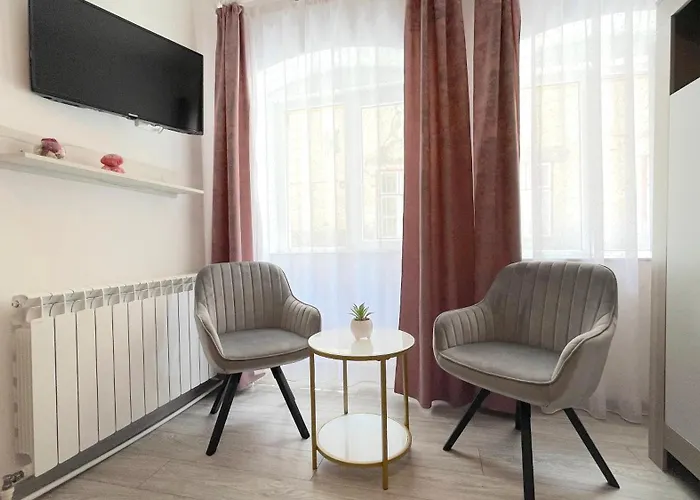 Апартаменти Evu Long Street