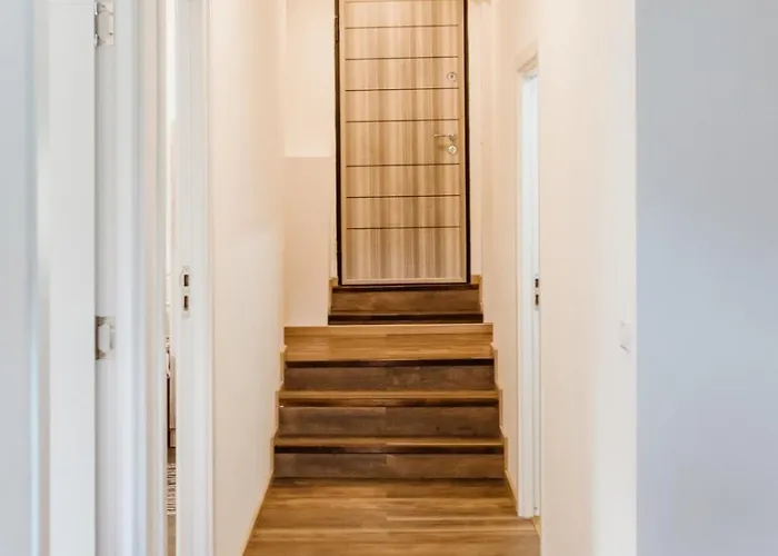 Апартаменти Evu Long Street *